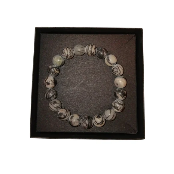 NWOT BPD 3 Piece Beaded Stretch Bracelet Set, Black, White, Gold - Picture 2 of 6